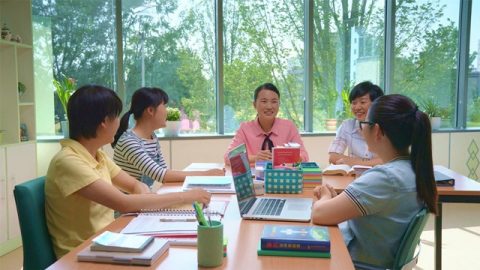 Eu entendo o significado da encarnação de Deus e boas-vindas ao retorno do Senhor Jesus