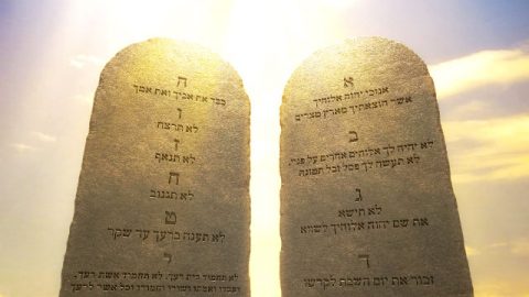 os Dez mandamentos da lei de Deus